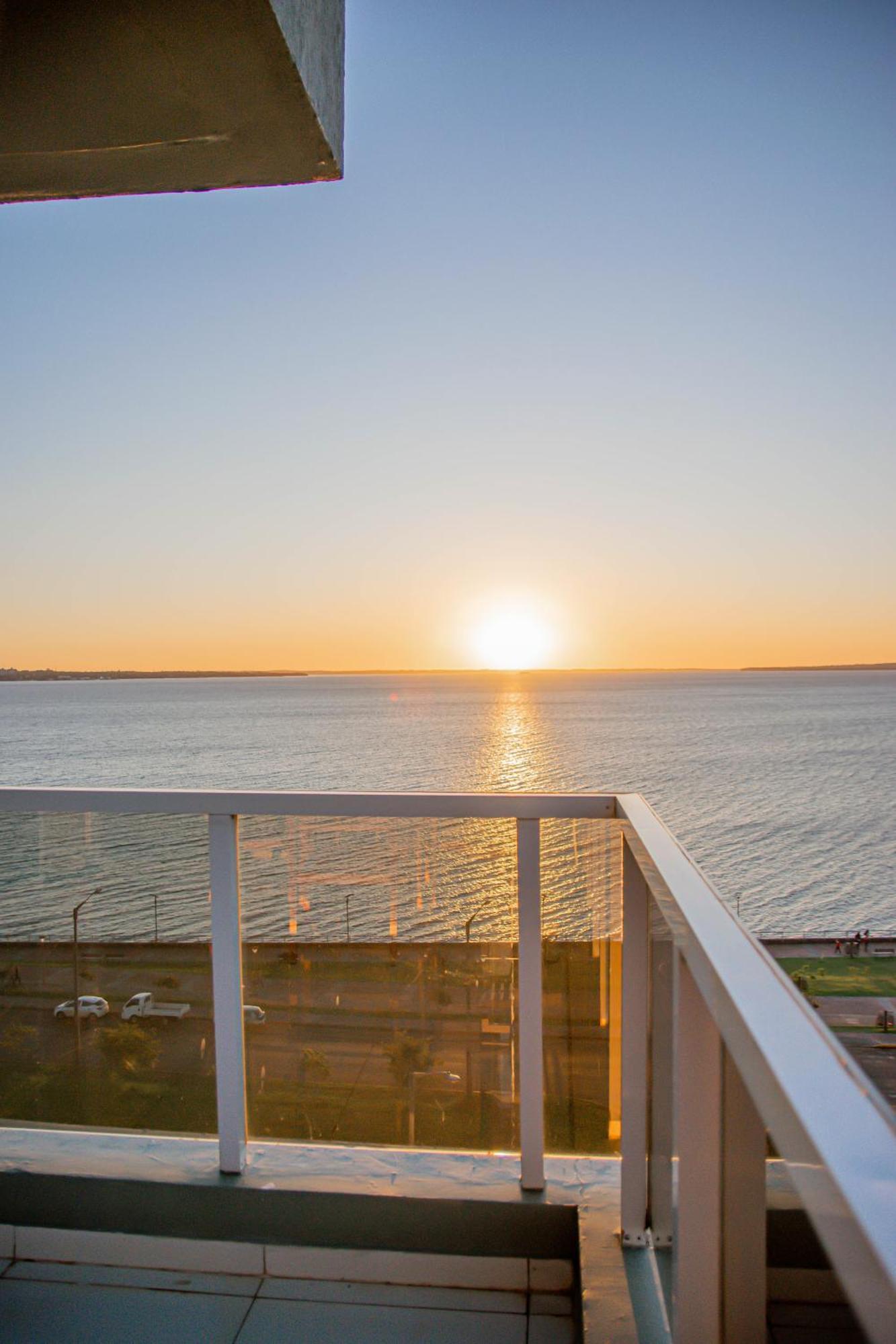 Nobleza Apart Hotel Encarnación Екстериор снимка